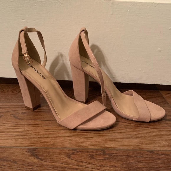 Blush Heels - Picture 5 of 8